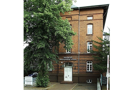 Galerie-Bild 1: Fachlehranstalt Oldenburg aus Oldenburg von Fachlehranstalt Oldenburg für Friseure und Kosmetiker e.V. 